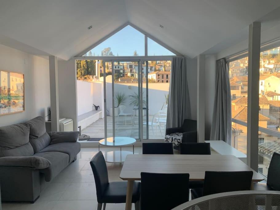 דירות גרנדה Amazing Loft! Rooftop Terrace! Alhambra Views! מראה חיצוני תמונה