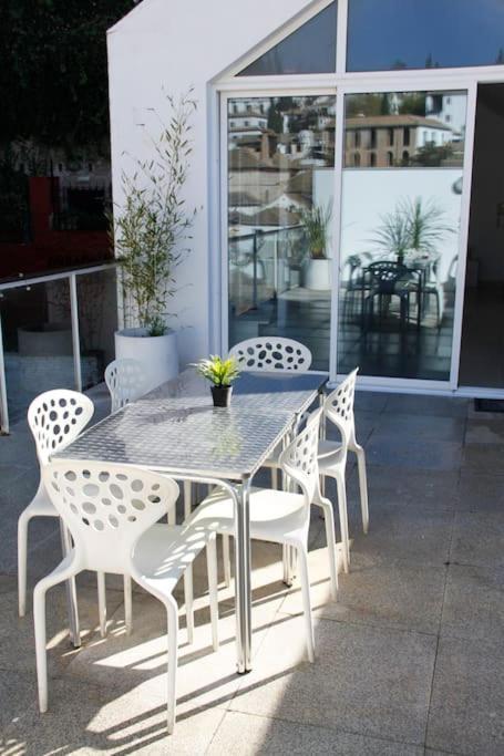 דירות גרנדה Amazing Loft! Rooftop Terrace! Alhambra Views! מראה חיצוני תמונה